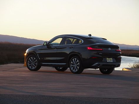 2019 BMW X4 xDrive30i, which BMW calls a "Sports Activity Coupe," which seems to be another way of saying SUV. Think of a crossover with a fastback design,  the xDrive 30i is powered by a 2.0-liter twin-turbo inline four. Capable of 248hp (184kW) and 258lb-ft of torque (350Nm), the X4 can go from zero to 60 in just a hair under six seconds. Coupe, Бмв X6, Dream Cars Bmw, Cars Bmw, Bmw X4, Bmw 2, Bmw Suv, Mc Laren, Suv Cars