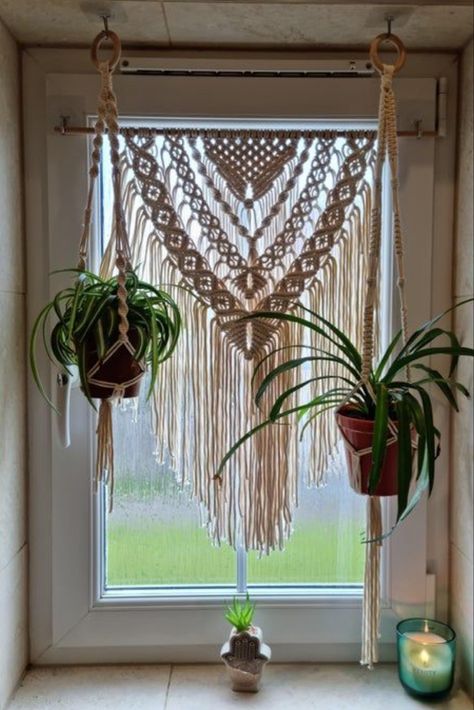 Wall macrame hanging