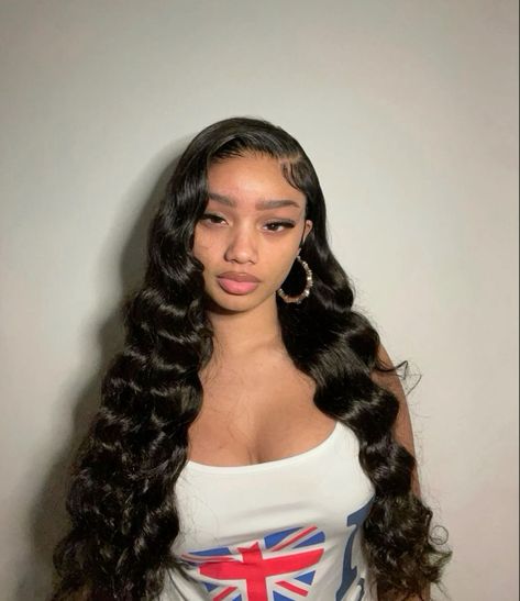 ˚୨୧⋆ @bella2angel Side Part Cramps Wig, Slick Long Hairstyles, Black Side Part Sew In, Box Braids Hairstyles For Prom, Cute Wave Hairstyles, Prom Hair Middle Part, Two Braids Weave, Maid Of Honor Hairstyles Black Women, Middle Part Prom Hairstyles