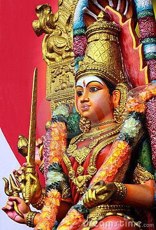 Mari Amman Images Hd, Amman Goddess, Hindu Photo, Golu Navaratri, Amman Images, Goddess Hindu, Goddess Statues, Mysore Painting, Maa Durga Image