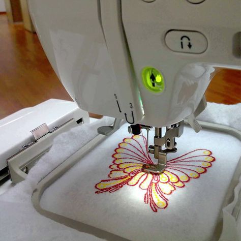 Patchwork, Tela, Janome Embroidery Machine, Brother Embroidery Design, Janome Embroidery, Free Embroidery Patterns Machine, Machine Embroidery Designs Projects, Free Machine Embroidery Designs Patterns, Machine Embroidery Tutorials