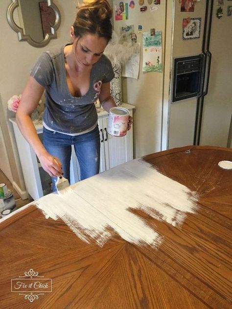 Pinterest Refurbished Furniture, Diy Farm Table, Painted Kitchen Tables, Farm Tables, Furniture Rehab, Table Makeover, Farm Table, Kitchen Paint, Paint Furniture