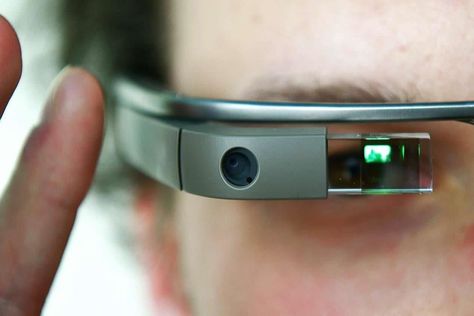 Google Glass smart glasses may have disappeared but that doesn't mean Google isn't working on a new version. Here's everything we know. Google Glass, Gadget Tecnologici, Google Glasses, Wearable Computer, Shopper Marketing, Shopping Carts, Smart Glasses, High Tech Gadgets, Tech Innovation