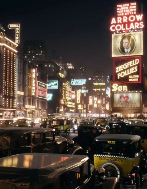 los angeles aesthetic Nyc 1920s Aesthetic, Essen, 60s City Aesthetic, 1920s City Aesthetic, Vintage Nyc Aesthetic, Mob Family Aesthetic, 70s City Aesthetic, 1920s City, 1920s Nyc