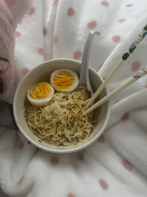 Kawaii, Noodles, Ramen, Girl Fashion, Kawaii Ramen, Dream Food, Pink Coquette, Healthy Food, Yummy Food