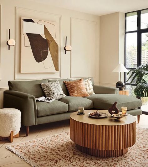 Give Your Furniture a Makeover with Our Designer Tips Rooms Home Decor, Magic Decor, Scandinavian Decor Living Room, Soho Home, Inspire Me Home Decor, Living Room Scandinavian, Soho House, Living Room Inspo, Living Room Inspiration