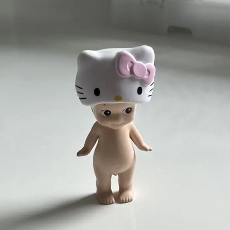 Hello Kitty Pfp Matching, Mil Suite, Karakter Sanrio, Sonny Angels, Sonny Angel, Mia 3, Pink Girly Things, Hello Kitty Items, Foto Ideas Instagram