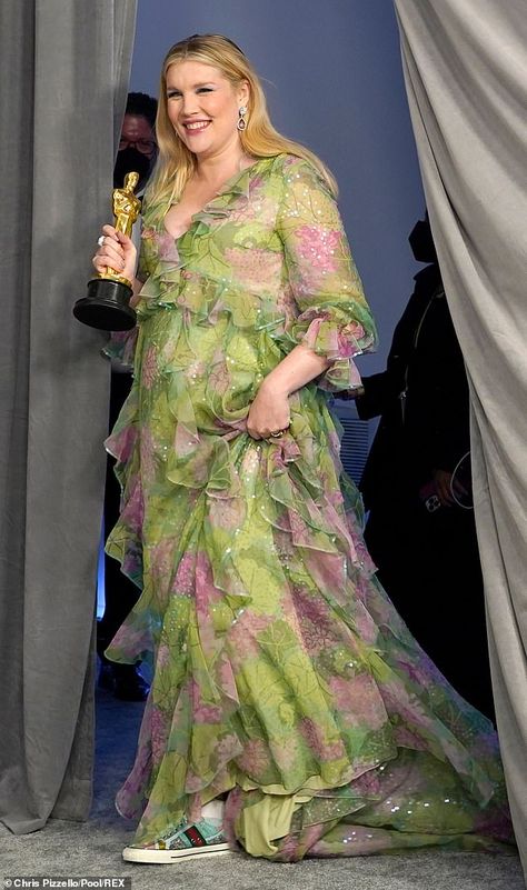 Oscars 2021: Emerald Fennell shows off baby bump in billowing gown as she walks the pink carpet | Daily Mail Online Sacha Baron Cohen, Female Directors, Emerald Fennell, Black Messiah, One And Only Ivan, Leslie Odom, Best Costume Design, Call The Midwife, Film Editing