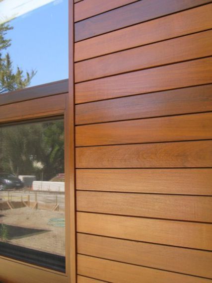 modern-vinyl-siding-  looks like real wood Ipe Siding, House Siding Options, Rain Screen, Exterior Siding Colors, Exterior House Siding, Wood Siding Exterior, Siding Options, Vinyl House, House Cladding