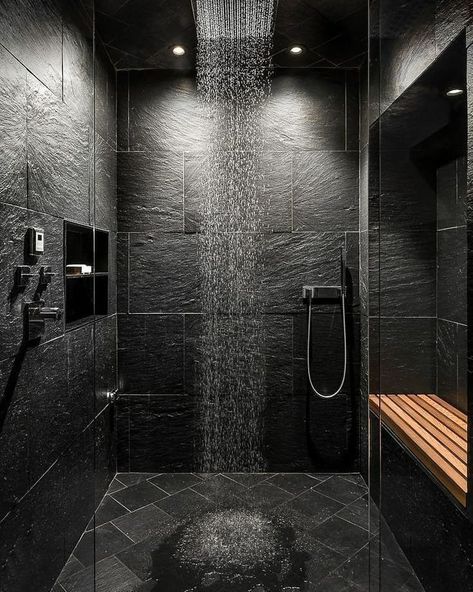 Juls 🍂 on Twitter: "Black shower is all I need 😍… " Dekorere Bad, Dark Bathroom Ideas, Bilik Air, Black Bathroom Decor, Bathroom Design Black, Dark Bathrooms, Dark Modern, House Blessing, Studio Interior Design