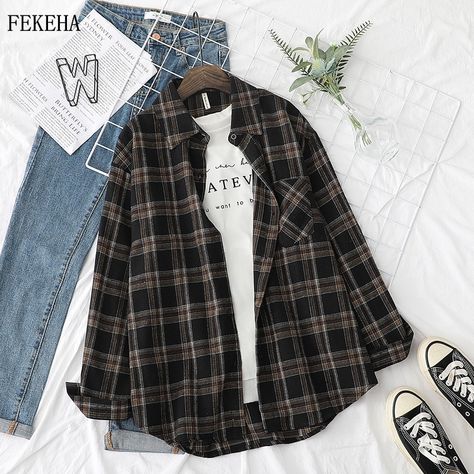 Outfits Con Camisa, Trendy Summer Fits, Blouses And Tops, Preppy Women, Womens Flannel Shirt, Womens Fashion Jeans, Plaid Shirts, Womens Blouses, Tops Long Sleeve