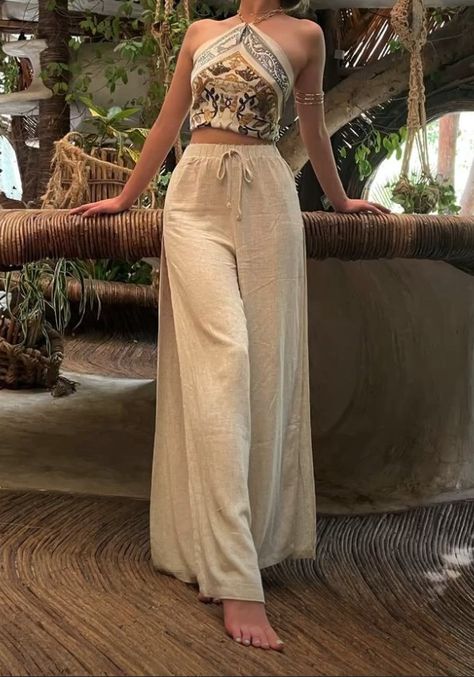 Cancun Outfits, Stile Boho Chic, Island Outfit, Chique Outfits, Beach Outfit Women, Modest Summer Outfits, 여름 스타일, Desi Fashion Casual, Europe Outfits