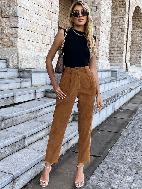 Trousers Outfit Women, Corduroy Pants Outfit, Slacks Outfit, Brown Pants Outfit, Dress Pants Outfits, Professional Outfits Women, Corduroy Pants Women, Business Casual Outfits For Work, Business Outfits Women