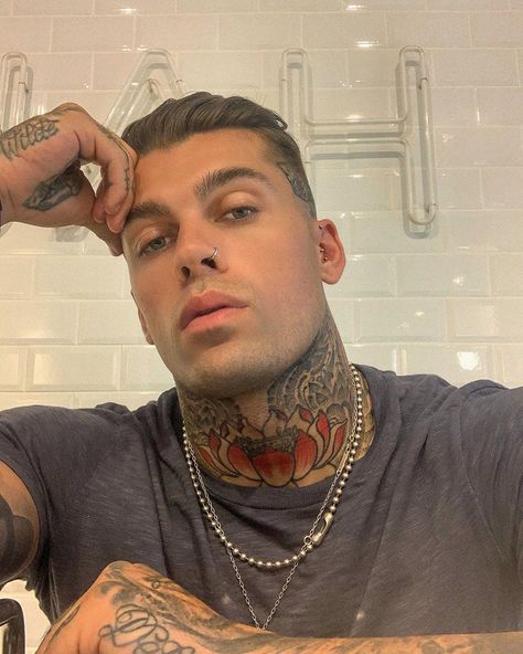 Jack Daniels, Male Models, Tattoo Models, Stephen James Model, Johny Depp, Character Inspiration Male, Stephen James, Just Girl Things, Fine Men