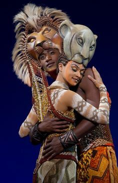 Test your knowledge of some of the most popular Broadway adaptations of all time in this emoji-centered quiz! Simba E Nala, The Lion King Broadway, Tech Theatre, Julie Taymor, Lion King Costume, Lion King Musical, Lion King Broadway, Lion King Jr, Broadway Costumes