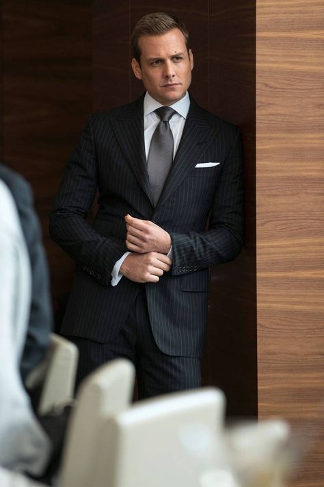 Actors In Suits, Man With Suit, Suits Harvey Specter, Harvey Suits, Men In Suit, Specter Suits, Harvey Specter Suits, Suits Harvey, Harvey Specter Quotes