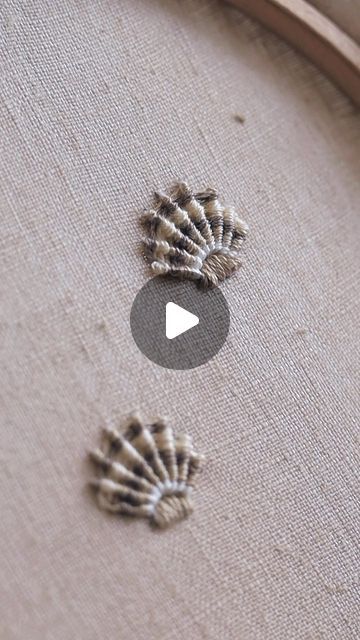Mermaid Embroidery Patterns, Marine Embroidery, Mermaid Embroidery Designs, Mermaid Embroidery, Sea Shells Diy, Embroidery Purse, Clothes Embroidery Diy, Pearl Embroidery, Embroidery Lessons