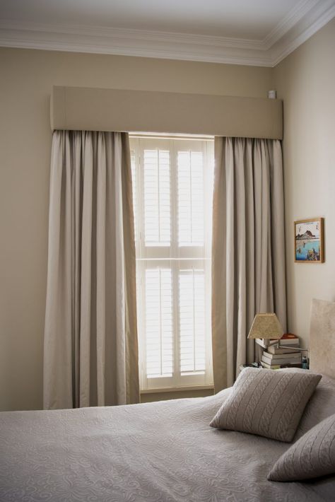 Our made to measure curtains can be fitted with pelmets for maximum light exclusion. Suitable for bay windows. Pelmet Designs, Curtain Pelmet, Plain Curtains, Curtain Styles, Custom Drapes, Home Curtains, Modern Curtains, Bedroom Windows, Window Styles