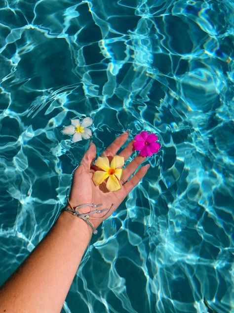 pool pics | summer aesthetic | instagram pic inspo | aesthetic summer pics Summer Aesthetic Bright Colors, Vibrant Summer Aesthetic, Pool Pic Inspo Aesthetic, Insta Pool Pics, Summer Aesthetic Widget, Pool Vibes Aesthetic, Pool Aesthetic Pictures, Pool Pics Aesthetic, Pool Insta Pics