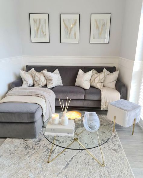 Apartment Decorating Living, Living Room Decor Gray, Gold Living Room, Apartment Living Room Design, Future Apartment Decor, Cosy Living Room, Small Living Room Decor, Apartment Decor Inspiration, Home Design Living Room