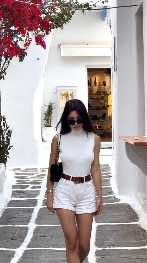 White Jeans Shorts Outfit Summer, White Denim Short Outfits, Classy White Shorts Outfit, Denim Shirt And Shorts Outfit, White Shorts Old Money Outfit, White Shorts White Top Outfit, Old Money Jean Shorts Outfit, Tailored White Shorts Outfit, Styling White Shorts Summer Outfits