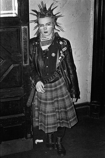 vintage everyday: 39 Photographs Capture the Strangeness of London Nightlife From Between the 1970s and 1990s 1970 Punk Fashion, Punk Tartan Skirt, Punk Long Skirt, Ant Warrior, Punk Kilt, 1980s Punk Fashion, Ant Photo, Goth Punk Fashion, Punk Photos