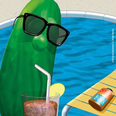 Veggietales; Larry the Cucumber at the pool Veggie Tales Aesthetic, Veggietales Aesthetic, Larry The Cucumber, Bola Basket, New Tone, Veggie Tales, Cartoon Tv Shows, Cute Pastel Wallpaper, I Love The Beach