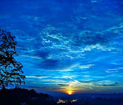 good morning #sunrise Good Morning Sunrise, Rhapsody In Blue, Morning Sunrise, Good Morning Sunshine, Blue Dream, Feeling Blue, Love Blue, Perfect World, Blue Aesthetic