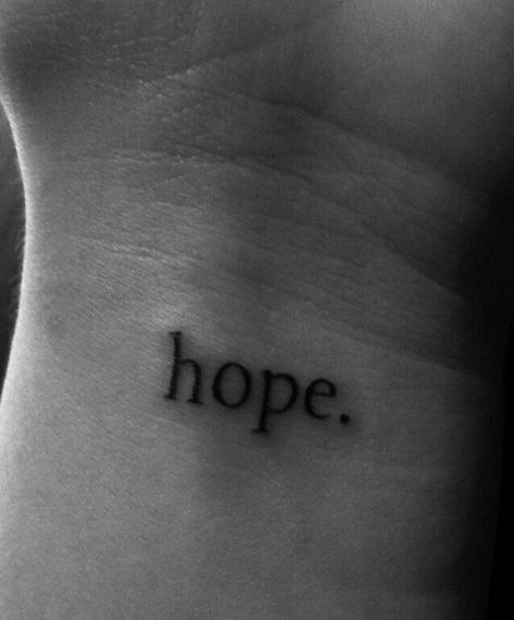 Small tattoo hope. Hope Tattoos, Tato Minimal, Small Rib Tattoos, Wörter Tattoos, Tato Jari, Hope Tattoo, One Word Tattoos, Text Tattoo, Discreet Tattoos