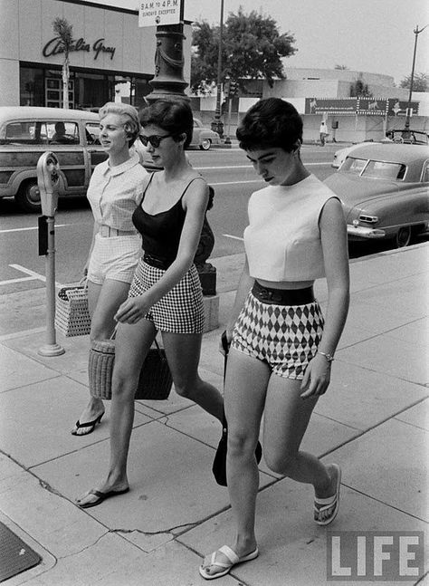 shorts sixties | 1960s short shorts and crop tops Danse Swing, Istoria Modei, Bridget Bardot, Mode Retro, Mary Quant, Walking Down The Street, Three Women, Female Shorts, Sixties Fashion