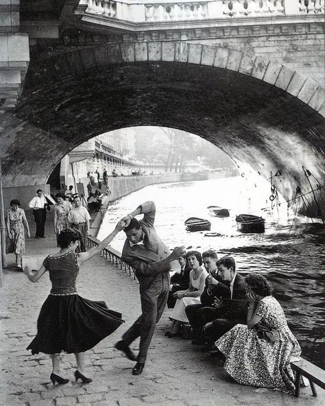 1940s Aesthetic, French Aesthetic, Vintage Parisian, Old Paris, Paris Vintage, Paris Aesthetic, Rock N’roll, Vintage Paris, Black And White Photo