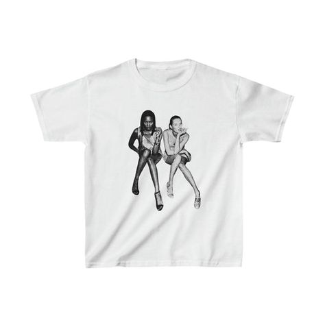 In Print We Trust | Baby Tees With Print Graphics Punk Tee, Mode Hipster, Y2k Crop Top, Streetwear Shorts, Emma Chamberlain, Vintage Crop Tops, Vintage Punk, Mode Ootd, Naomi Campbell