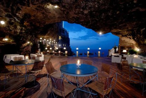 Grotto Palazzese, an Otherworldly Restaurant in a Sea Cave, Italy • Ellie & Co travel blog Krabi, Negril, Bungee Jumping, Mombasa, Santo Domingo, Grotta Palazzese, Romantic Restaurant, Hotel Website, Destination Voyage