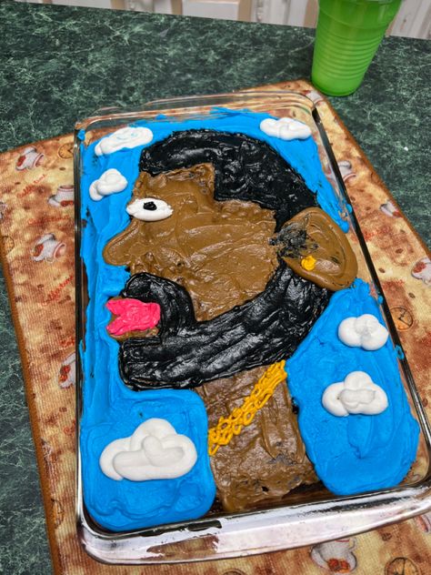 Drake Cake Album Cover, Funny Cakes To Make With Your Friends, Cake Designs Funny Easy, Cakes To Make With Friends Funny, Drake Cake Funny, Aesthetic Cake Ideas Birthday, Goofy Birthday Cake, Silly Cake Ideas, Funny Cakes To Make