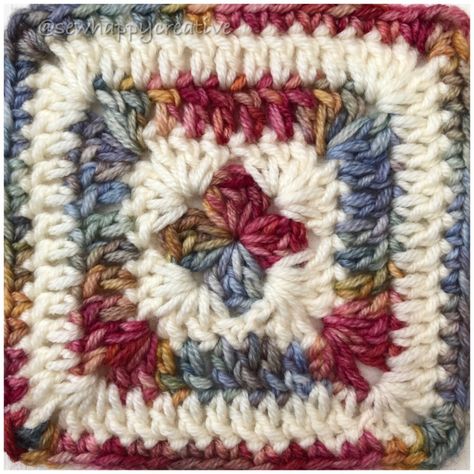 Frock Pattern, Granny Square Crochet Patterns, Granny Square Crochet Patterns Free, Baby Frock, Crochet Blocks, Crochet Motifs, Crochet Square Patterns, Granny Squares Pattern, Floral Crochet