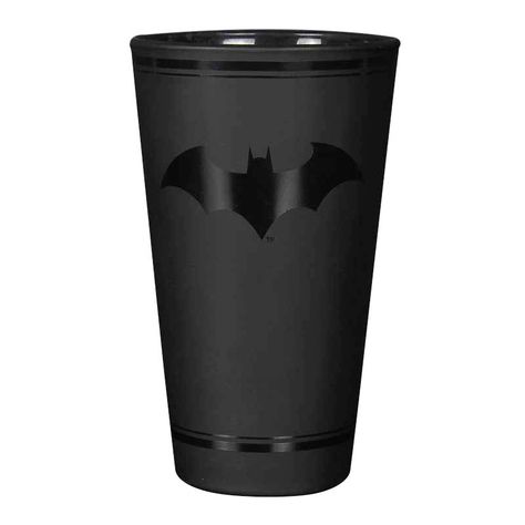 Superhero Week: Batman's pint glass Superhero Week, Iron Batman, Batman Merchandise, Comic Wallpaper, Batman Comic Wallpaper, Batman Statue, Batman Stuff, Batman Birthday Party, Batman Comic