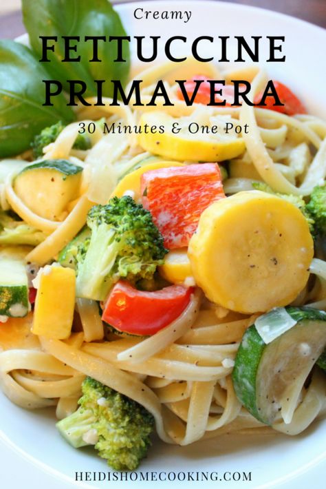 This creamy Fettuccine Primavera is an easy one pot dish you can make in less than 30 minutes. It is one of my favorite vegetarian pasta recipes because of the simple butter sauce and healthy vegetables. If you need more protein, you can easily add chicken or shrimp to make a skinny version of alfredo noodles. You're going to want to save this recipe today! Vegetable Primavera Pasta, Pasta Primavera Recipes, Vegetable Primavera, Fetuchini Alfredo, Primavera Pasta, Vegetable Pasta Recipes, Pasta Primavera Recipe, Fettucine Alfredo, Vegetarian Pasta Recipes