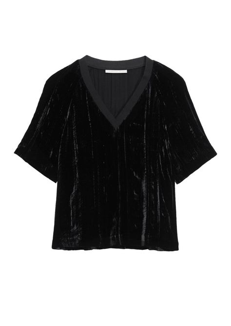 Epic Clothes, Black Velvet Top, Crushed Velvet Top, Velvet Top, Velvet Fashion, Cardigan Fashion, Velvet Tops, Fashion Story, Crushed Velvet