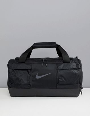 Mens Gym Bag, Sportswear Outfits, Man Bags, Training Bags, Gym Accessories, Nike Training, Football Outfits, Sports Accessories, Money Bag