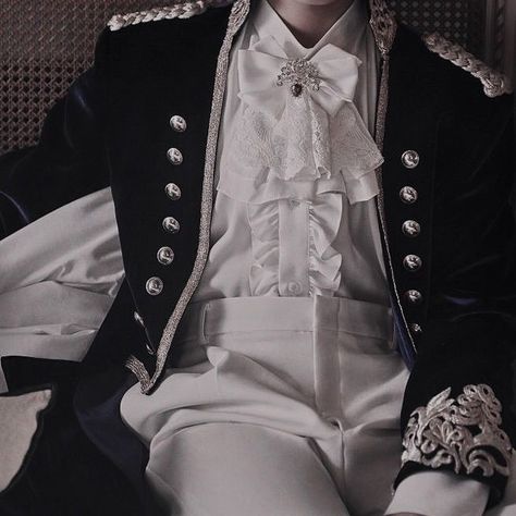 Royal Aesthetic Outfit Men, Victorian Prince Aesthetic, Royalcore Outfits Men, Medieval Outfits Men Royal, Victorian Man Aesthetic, Prince Aesthetic Outfit, Royal Boy Aesthetic, Prince Aesthetic Royal, Prince Outfits Aesthetic