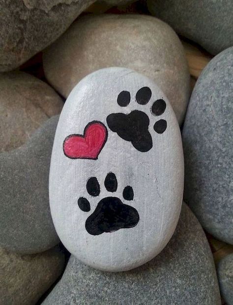 Paw Painting, Diy Paint Projects, Painted Rock Animals, Art Pierre, Painted Rocks Kids, Painted Rocks Craft, Painted Rocks Diy, Rock Painting Patterns, Rock Painting Ideas Easy