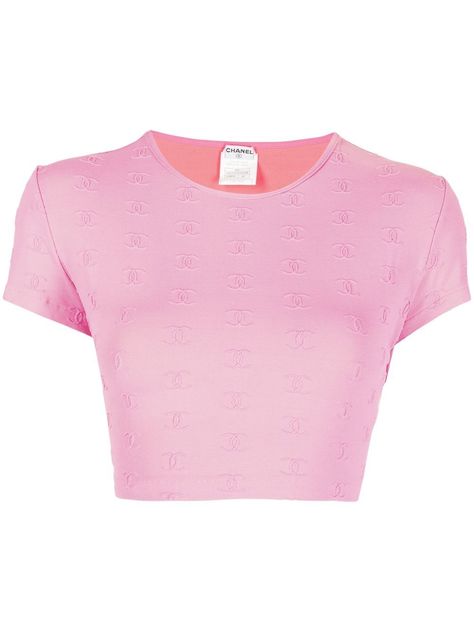 Chanel Vintage Clothes, Pastel Pink Shirt, Chanel Clothes, Pakaian Crop Top, Luxurious Outfits, Chanel T Shirt, Chanel Tops, Chanel Top, Chanel Shirt