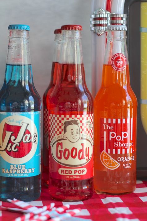 Vintage Soda Shop Essen, Soda Bottle Aesthetic, Retro Soda Shop, Soda Shop Ideas, Soda Pop Aesthetic, Soda Label Design, Soda Aesthetics, Soda Shop Party, Soda Fountain Party