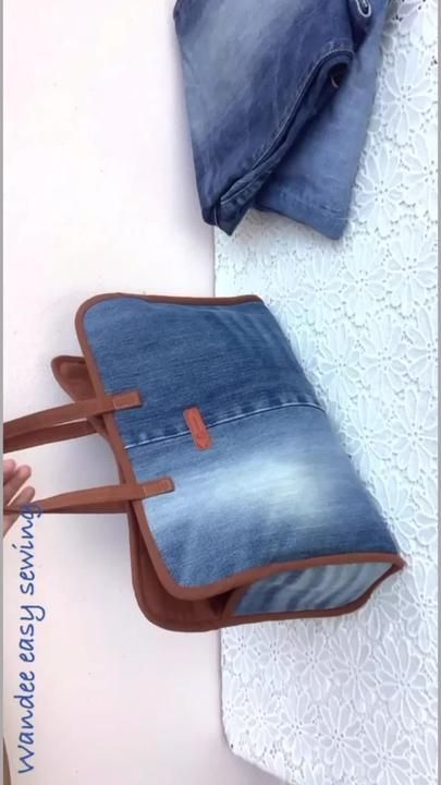 Handmade Jeans, Tas Denim, Diy Bags Jeans, Recyceltes Denim, Sewing Handbag, Denim Bag Diy, Denim Bag Patterns, Handmade Fabric Bags, Denim Crafts Diy