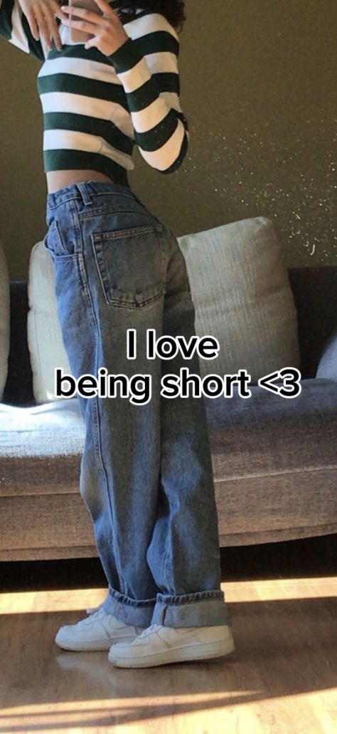 Dont ever be insecure about your height whether tall/short remember every height is hot af Being Short Quotes Height, Short Height Affirmations, Short Height Aesthetic, 4'11 Height Short People Outfits, Short Height Girls Outfit, Outfits For Insecure People, Short And Tall Couples, How To Get Shorter In Height, Short Height Girl