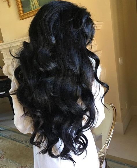 Body Wave Hair Extensions, Black Wavy Hair, Black Curls, Jet Black Hair, Yennefer Of Vengerberg, Long Hair Extensions, Black Hair Color, Voluminous Hair, Long Black Hair