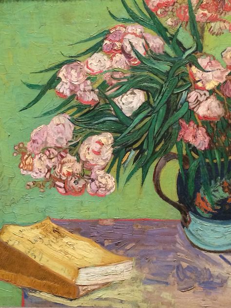 Van Gogh still life with flowers and book Desenhos Van Gogh, فنسنت فان جوخ, Artist Van Gogh, Van Gogh Pinturas, Istoria Artei, Vincent Van Gogh Art, Vincent Van Gogh Paintings, Arte Van Gogh, Van Gogh Museum