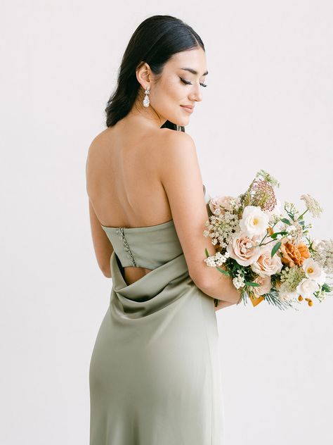 Trendy Bridesmaids, Bridesmaid Dresses Satin, Sage Bridesmaid Dresses, Modern Bridesmaid, Sage Green Bridesmaid Dress, Sage Green Dress, Bridesmaid Dresses Strapless, Dresses Satin, Green Bridesmaid