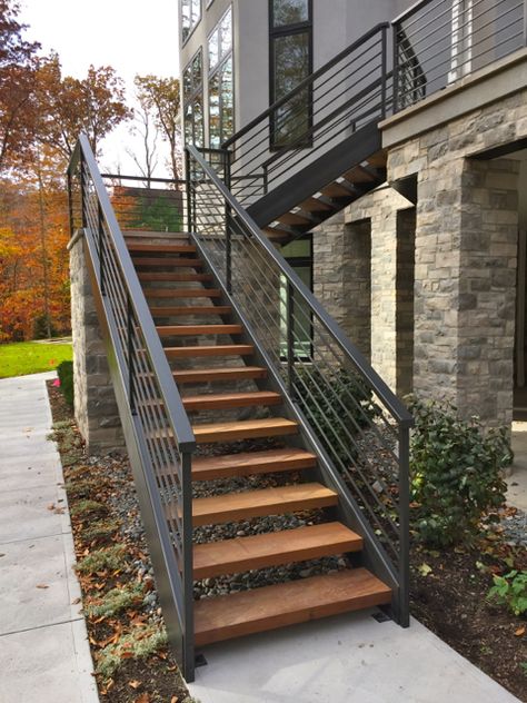 Exterior Stair Railing, Outside Stairs, Outdoor Stair Railing, Staircase Outdoor, Front Stairs, External Staircase, Iron Staircase, Iron Stair Railing, Exterior Stairs