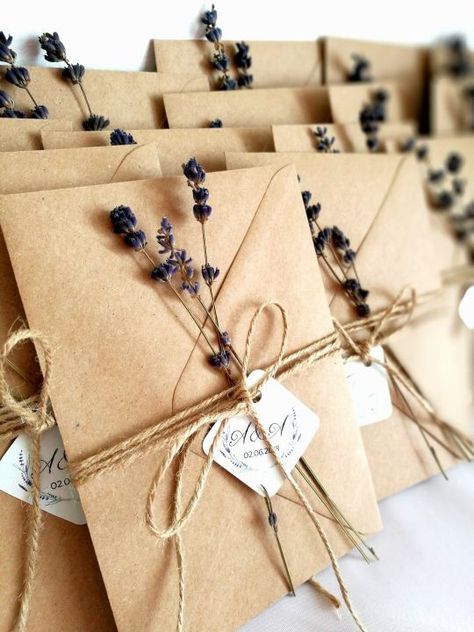 Diy Invitations, Handmade Packaging, Creative Gift Wrapping, Flower Invitation, Lavender Wedding, Rustic Invitations, Wedding Invitations Diy, Wedding Invitations Rustic, Wedding Invitation Cards